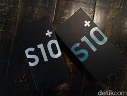 Antrean Panjang demi Smartphone Kelas Sultan