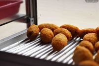 Nyam! Ngemil Combro Pedas Mantap di 5 Tempat Ini Aja
