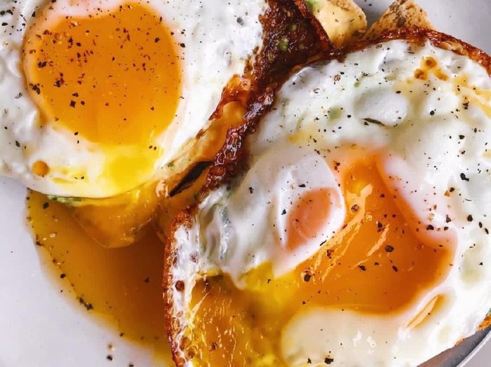 telur goreng untuk sarapan telur goreng untuk sarapan