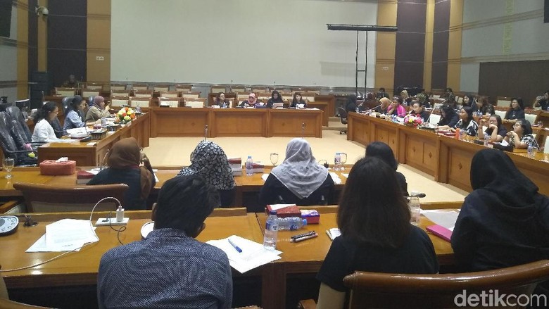 Komisi VIII Didesak Hapus Pasal Pemasangan Kontrasepsi Disabilitas di RUU P-KS Komisi VIII Didesak Hapus Pasal Pemasangan Kontrasepsi Disabilitas di RUU P-KS