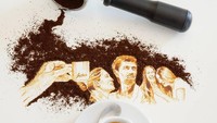 Karyanya yang ini mirip seperti lukisan sungguhan, kan? Padahal dibuat di sebuah meja dengan air seduhan kopi. Foto: Instagram bernulia