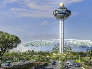 April 2019, Ada Hutan Buatan di Bandara Changi Singapura