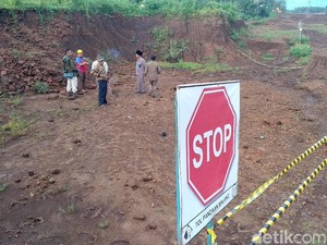 Akibat Alat Berat, Situs di Proyek Tol Pandaan-Malang Rusak
