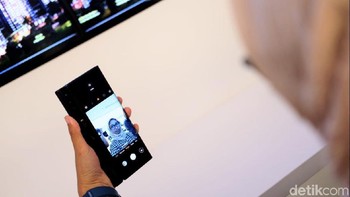 Saat digunakan selfie. Foto: Adi Fida Rahman/detikinet