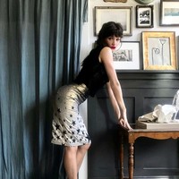 Seorang teman Victoria mengatakan jika ibu lima anak itu sangat tak nyaman dengan persahabatan Helena dan David. Dalam foto yang diambil papparazi, David bahkan terlihat meletakkan tangannya di pinggang Helena. Foto: Dok. Getty Images, Instagram