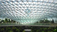 Inilah Jewel Changi Airport, sebuah pusat hiburan yang bakal dibuka April 2019 mendatang (CNN/Jewel Changi)