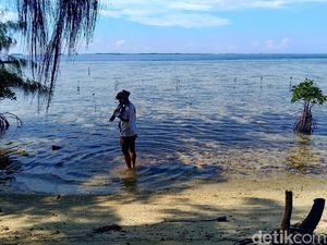 Menerobos Keheningan Pulau Pemakaman di Kepulauan Seribu