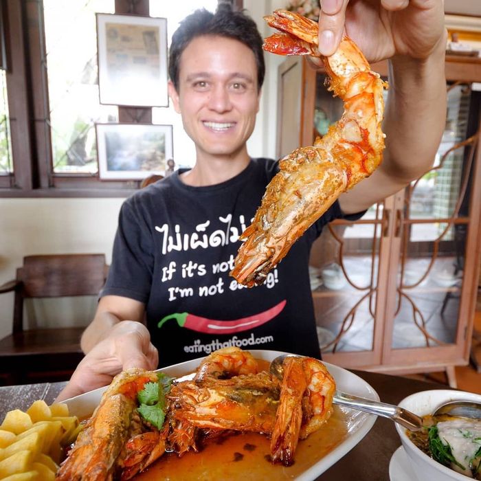 Serunya Makan Sambil Belajar Budaya Kuliner Bersama Mark Wiens