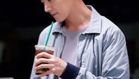 Choi Jin-hyuk lahir pada 9 Februari 1986. Aktor tampan itu sudah membintangi banyak serial drama. Foto: Instagram real_jinhyuk