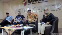 Bawaslu melakukan rekapitulasi terhadap jumlah pelanggaran netralitas ASN hingga 1 Maret 2019 sebanyak 165 pelanggaran, ujar anggota Bawaslu Ratna Dewi Pettalolo di kantor Bawaslu, Jl MH Thamrin, Jakarta Pusat, Jumat (8/3/2019).