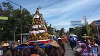 19 Gunungan Durian Meriahkan Festival Durian di Candimulyo