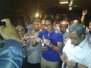 Makan Dua Dodol Garut, Sandi Janji Genjot Industri Pengolahan