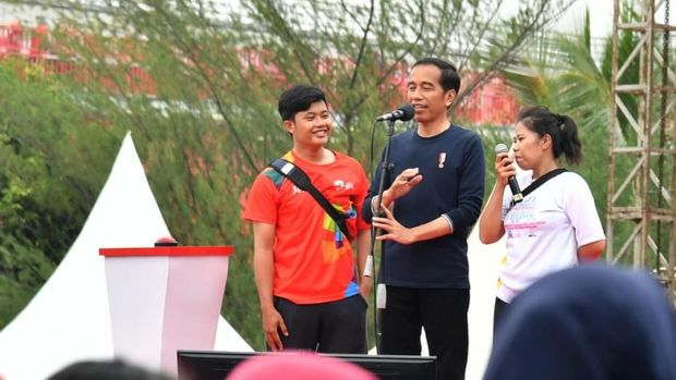 Sering Beri Hadiah, Jokowi Ajak Ber