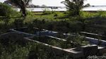 Makam Sunyi Sepi di Pulau Karya
