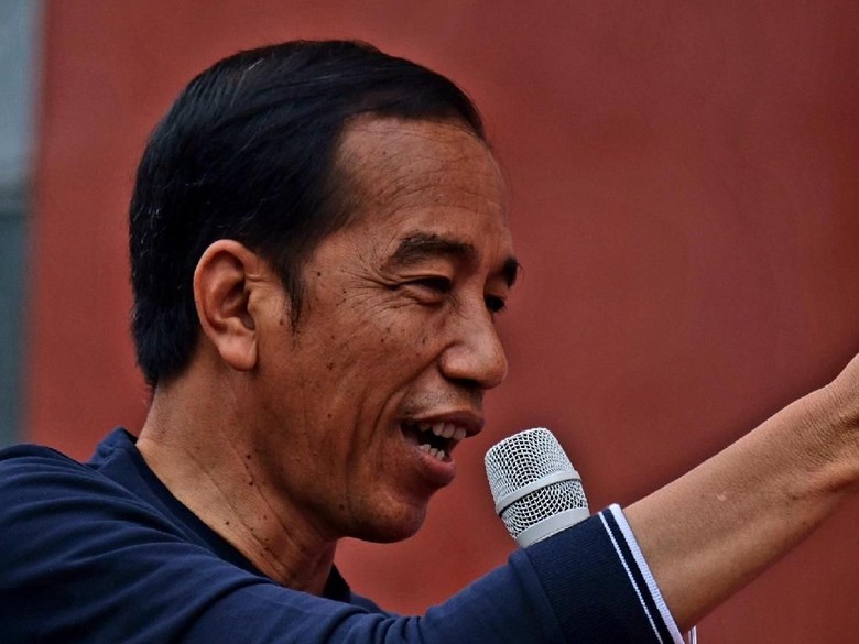 Jokowi Hormati Putusan MK soal Petahana Tak Perlu Cuti Kampanye Jokowi Hormati Putusan MK soal Petahana Tak Perlu Cuti Kampanye
