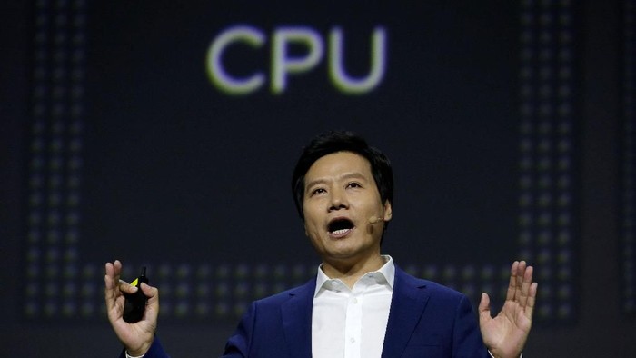 Xiaomi founder and CEO Lei Jun attends a launch ceremony of the new flagship phone Xiaomi Mi 9 in Beijing, China February 20, 2019. REUTERS/Jason Lee