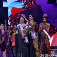 Pada malam pemilihan Puteri Indonesia 2019 yang digelar di Jakarta Convention Center, Jumat (8/3/2019) malam, Frederika terpilih sebagai pemenang mengalahkan perwakilan Sulawesi Utara dan Jawa Barat. Frederika merupakan finalis DKI Jakarta 1. Foto: Muhammad Abduh/Detikcom