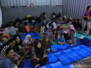 Cerita Warga Banjir Bojongsoang Huni Pengungsian Bersama Bayinya