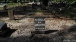 Makam Sunyi Sepi di Pulau Karya