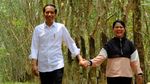 Momen Mesra Jokowi-Iriana Gandengan di Hutan Karet