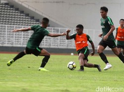 Dari internal game itu, Indra akan menyeleksi pemain yang layak masuk Timnas ke Kualifikasi Piala Asia U-23 di Vietnam.