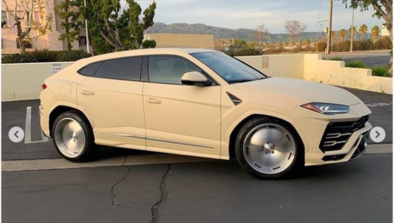  Modifikasi  Lamborghini  Urus ala  Kanye West Keren Ga 