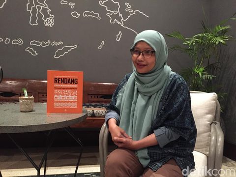 Rendang 40 Daun dan Rendang Baluik yang Autentik Minangkabau