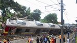 Potret KRL Jakarta-Bogor Terguling dari Atas