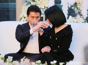 Mewah! Syahrini Makan Foie Gras hingga Spaghetti Tabur Black Truffle di Swiss