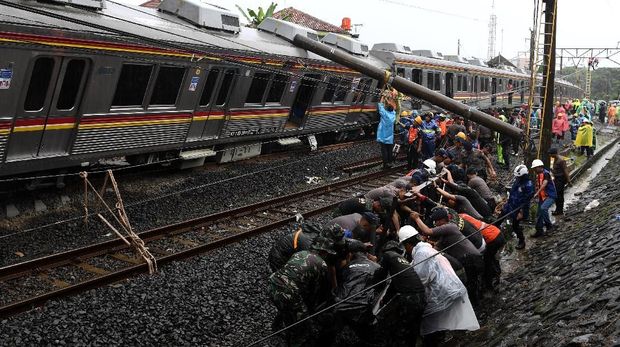 Perbaikan Kereta Anjlok Selesai, KRL Rute Bogor Normal