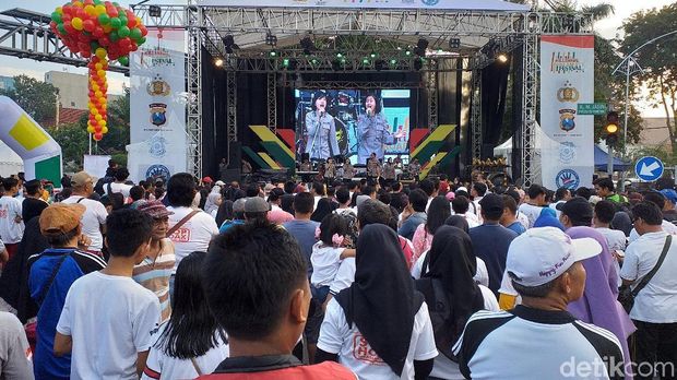 Millennial Road Safety di Surabaya/