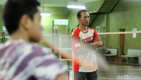 All England itu turnamen perorangan yang sudah sangat tua. Salah satu yang bergengsi menjadi juara All England, tidak semua orang bisa mendapatkannya. Bisa menjadi pemain ranking satu, juara di mana-mana kalau enggak jadi juara All England rasanya enggak lengkap, kata Sigit.