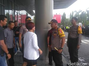 Diminta Surat Izin Konser, Panitia Malah Tunjukkan Izin Kampanye
