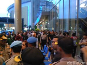 Lokasi Konser Hadapi dengan Senyuman Dijaga Ketat Polisi
