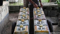 Air bersih merupakan kebutuhan pokok bagi manusia untuk keperluan minum, memasak, mandi hingga mencuci.