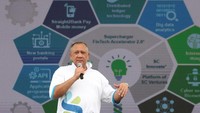 Selain itu, Kegiatan ini digelar untuk mewujudkan komitmen bank dalam mendukung inisiatif Belt and Road yang diluncurkan pemerintah Cina pada Oktober 2013 serta mewujudkan dampak positif dari inisiatif tersebut kepada dunia usaha dan masyarakat global. Foto: dok. StandChart