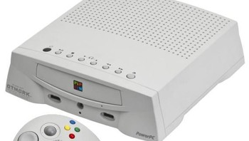 Pippin. Saat kemunculannya, Pippin berupaya merangsek pasar konsol game di Jepang. Lagi-lagi, benda ini hanya menjadi cemoohan. Foto: via Brainberries