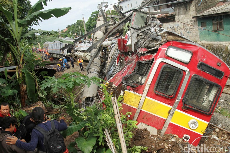 Penyebab Tergulingnya Krl Di Bogor Masih Misterius