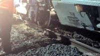Belum diketahui juga apakah jalur tersebut akan dapat segera digunakan untuk perjalanan normal atau belum (Foto: Jefrie Nandy Satria/detikcom)