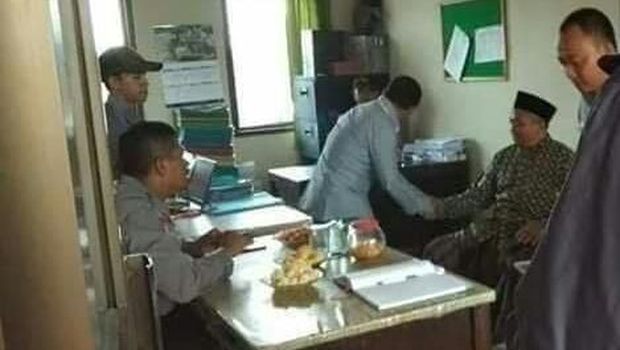 Ustaz Supriyanto diklarifikasi di Panwascam Kalibaru