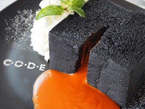 Lumer Creamy, Shibuya Toast dengan Lelehan Saus Thai Tea