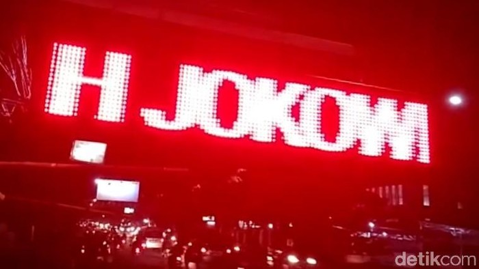 Ternyata Ada Juga Running Text Diretas Ajak Pilih Jokowi di Semarang