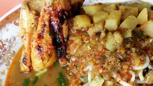 Biar Hangat dan Semangat, Enaknya Makan Laksa Tangerang Pagi Ini