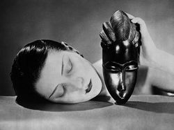 Deretan Foto yang Tampak Biasa Ternyata Termahal di Dunia