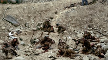 Dead Troops Talk dijepret tahun 1992 oleh Jeff Wall. Foto ini laku UD 3,6 juta saat dilelang pada tahun 2012 di Christie di New York. Foto: istimewa