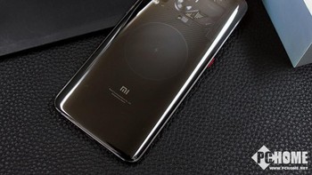 3. Mi 9 Explorer Edition dengan nilai 376.092.  Foto: PC Home