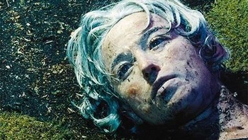 Foto Untitled 153 ini dijepret Cindy Sherman tahun 1985. Harganya saat dilelang pada tahun 2010 adalah USD 2,7 juta. Foto: istimewa