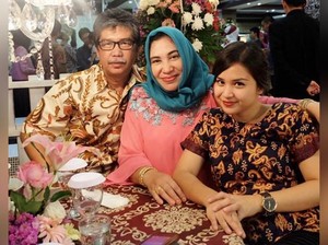 Ayah Putri Titian Tak Idap Penyakit Sebelum Meninggal Dunia