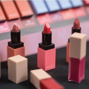 Review: Lipstik dan Lip Tint dari Brand Kosmetik Korea Moart Review: Lipstik dan Lip Tint dari Brand Kosmetik Korea Moart