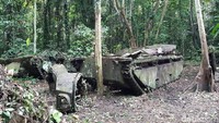 Di titik pertama, ada 5 tank yang bisa traveler lihat. Walau sudah tidak utuh, tapi tank ini menjadi bukti kekuatan Sekutu. (Bonauli/detikcom)